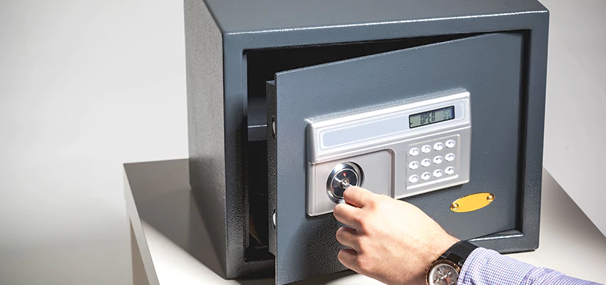 Jewelry Safe Unlocking Service in Carbondale, Illinois