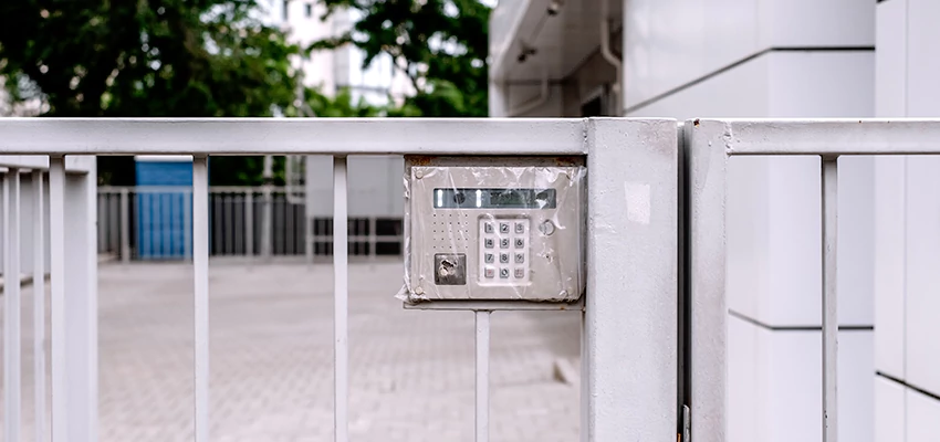 Gate Locks For Metal Gates in Carbondale, Illinois