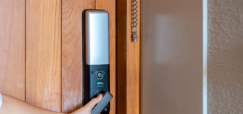 Home Security Electronic Locks Upgrades in Carbondale, IL